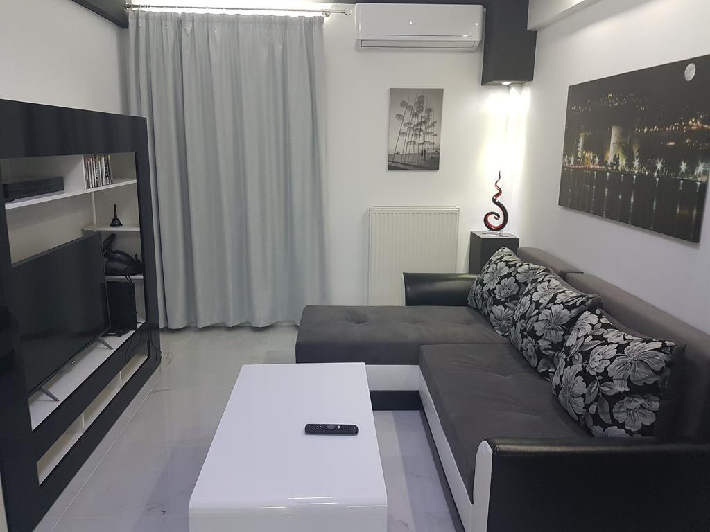 Route 77 Apartment Thessaloniki Exterior photo